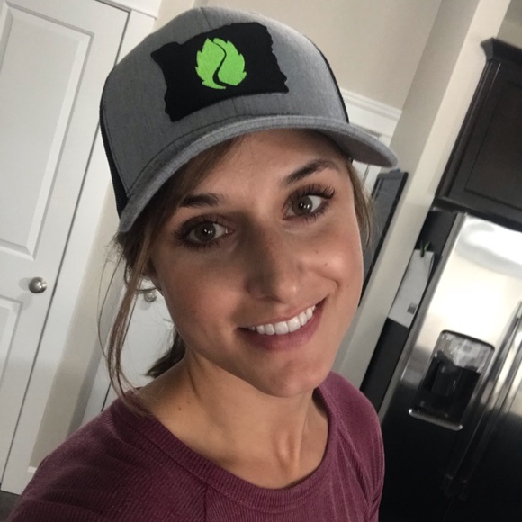 Meet your Posher, Elsie - Picture 1 of 1